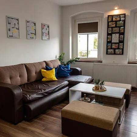 Apartament Crooked Stairs Zielona Gora  Exterior photo